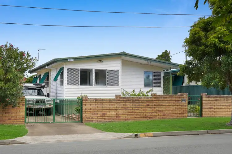 60 Milton Avenue, Paradise Point QLD 4216