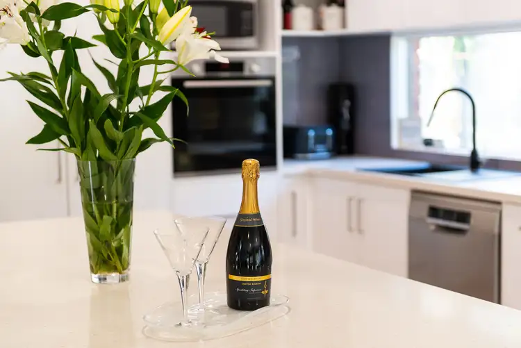 Sixth view of Homely house listing, 2 The Glen, Carrum Downs VIC 3201