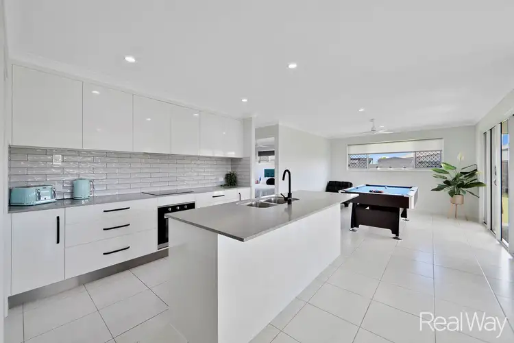 Second view of Homely house listing, 31 Linderberg Street, Kalkie QLD 4670