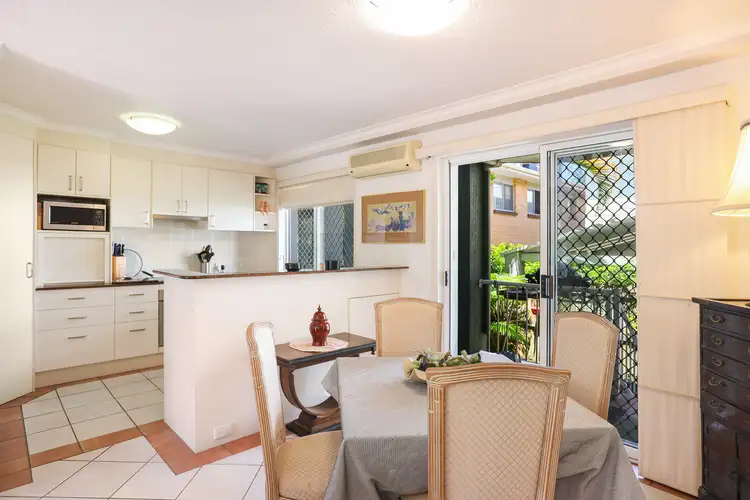 Fourth view of Homely apartment listing, 3/28 Cronin Avenue, Main Beach QLD 4217