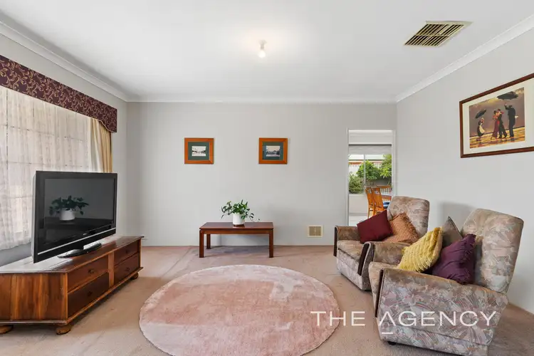 Third view of Homely house listing, 6 Claret Ash Court, Helena Valley WA 6056