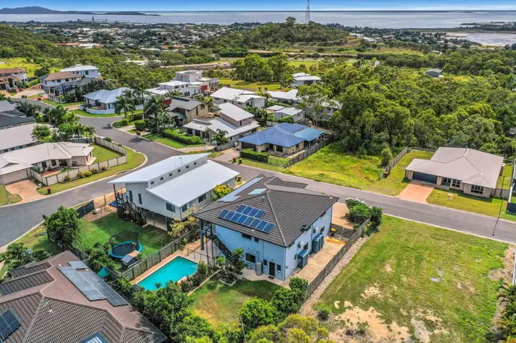 21 Dolphin Terrace, South Gladstone QLD 4680