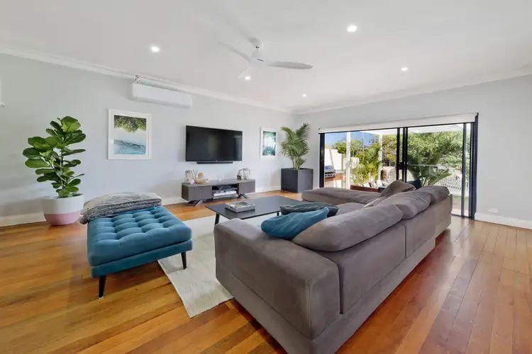 Fifth view of Homely house listing, 6 Hadley Place, Karrinyup WA 6018