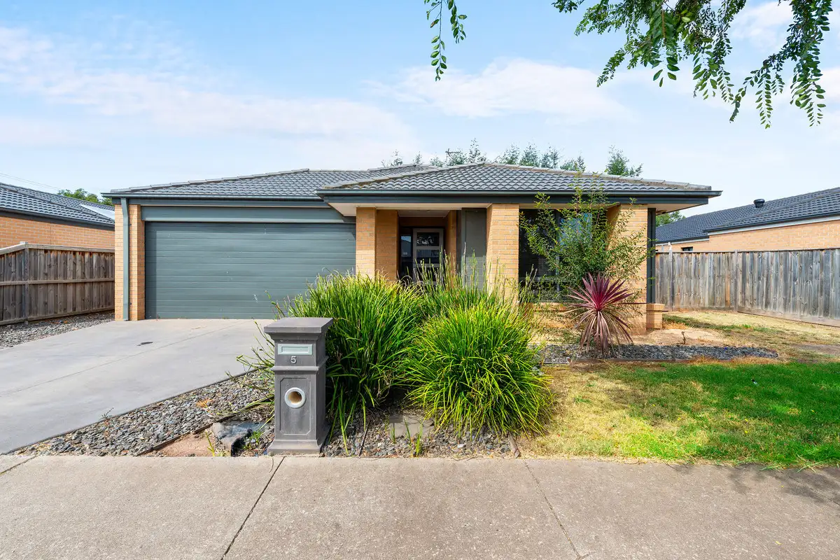 Main view of Homely house listing, 5 Ruthberg Drive, Sale VIC 3850