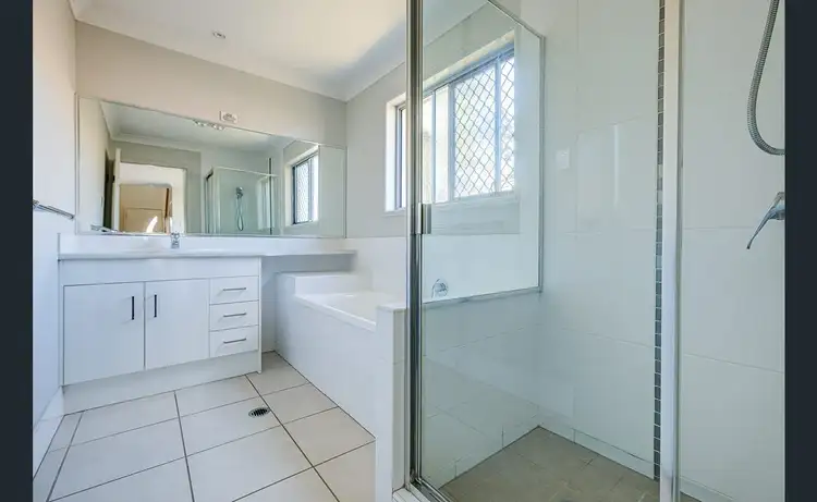 Sixth view of Homely house listing, 32 Laguna Crescent, Springfield Lakes QLD 4300