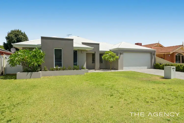22 Brenchley Drive, Atwell WA 6164