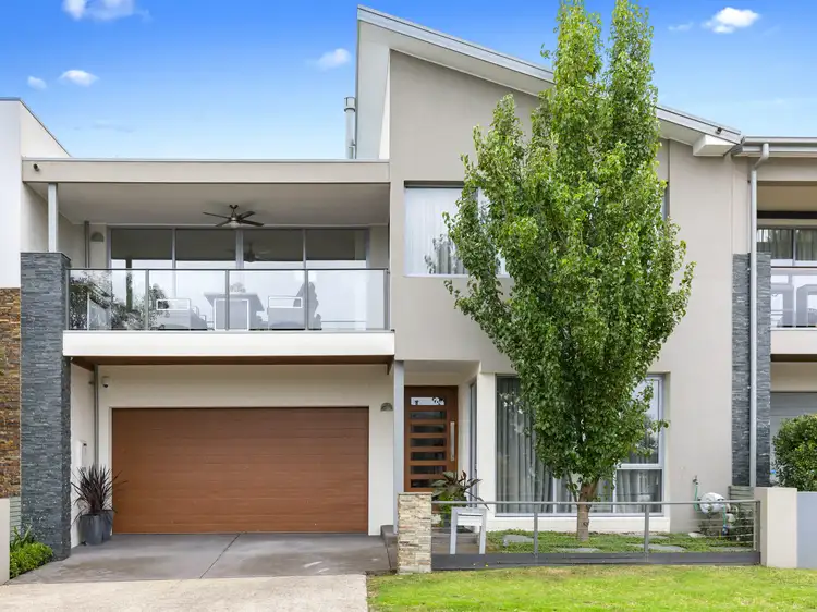 82 Helm Avenue, Safety Beach VIC 3936