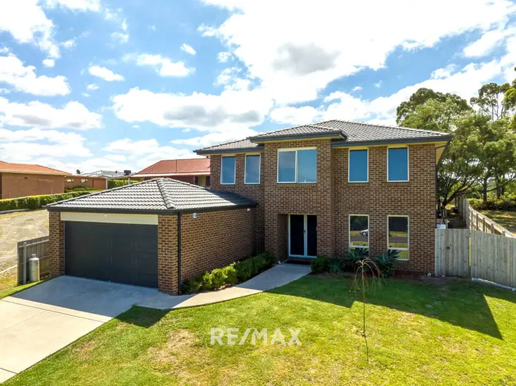 48 Capes Road, Lakes Entrance VIC 3909