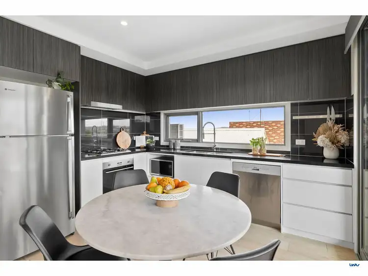 7/42 Bell Street, Torquay VIC 3228