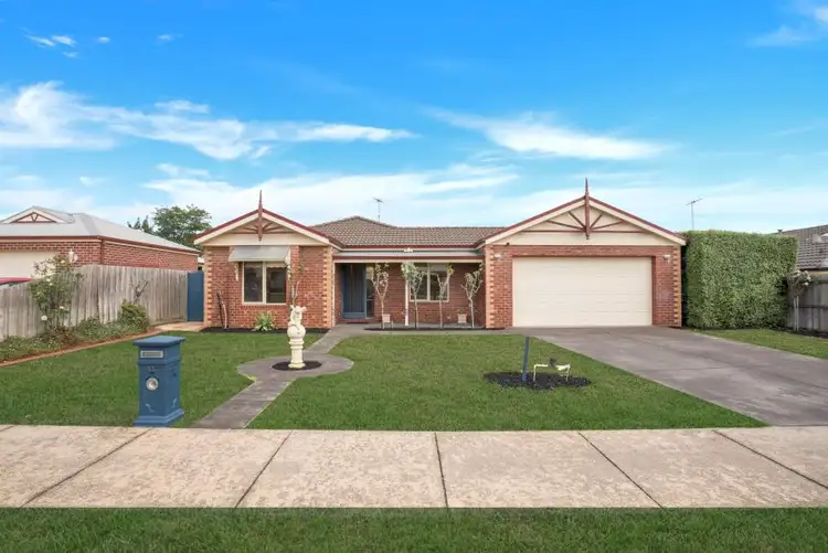11 Cypress Court, Lara VIC 3212