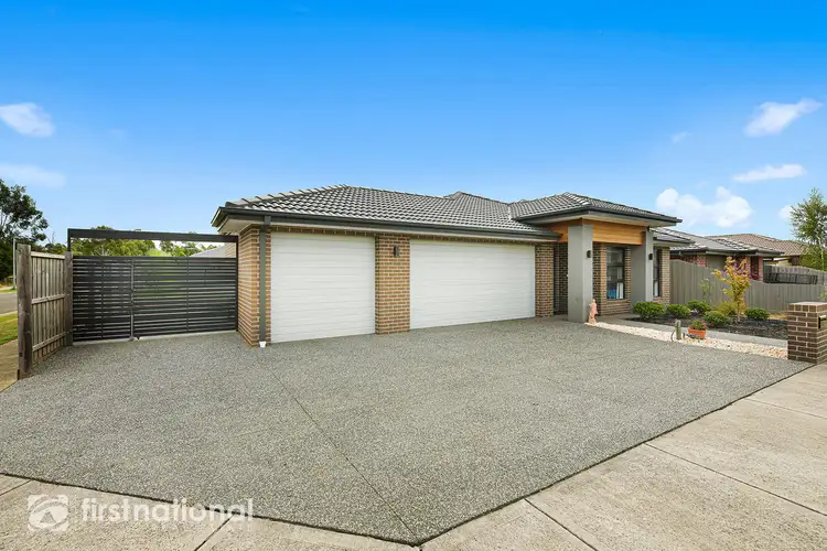 16 Pepper Crescent, Drouin VIC 3818