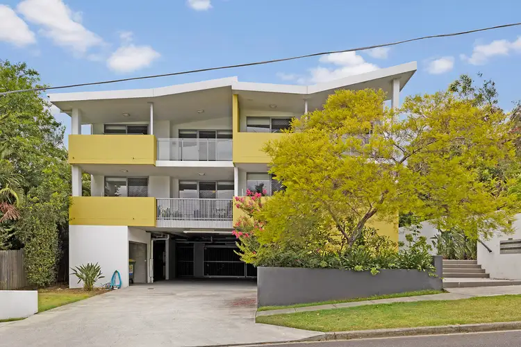 Main view of Homely unit listing, 2/34 Surrey Street, Nundah QLD 4012