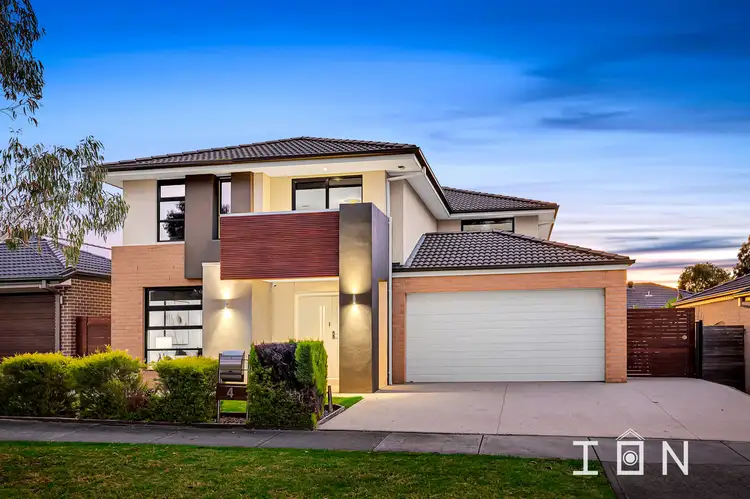 4 Buckskin Drive, Clyde North VIC 3978