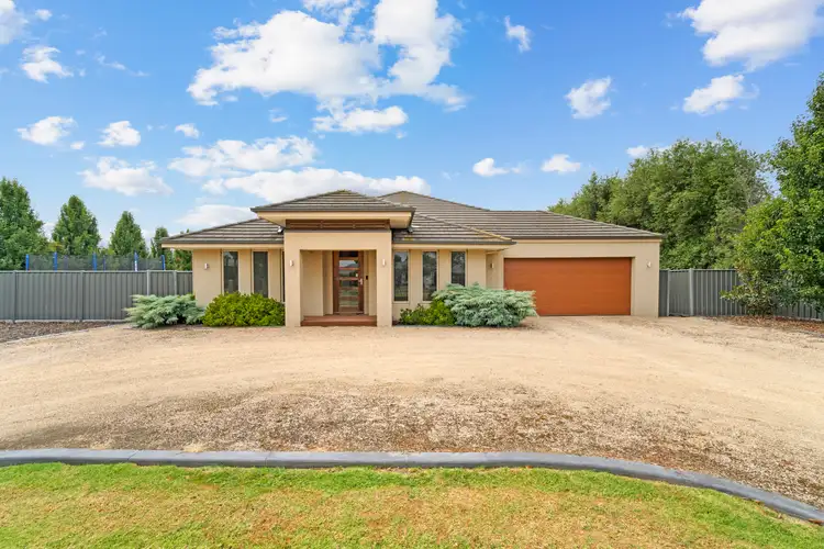 1 Millicent Court, Sale VIC 3850