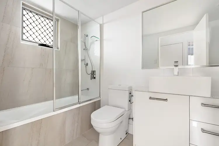 Fifth view of Homely unit listing, 5/275 Cornwall Street, Greenslopes QLD 4120