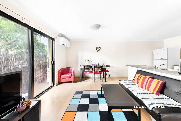 2/17 Ascot Vale Road, Flemington VIC 3031
