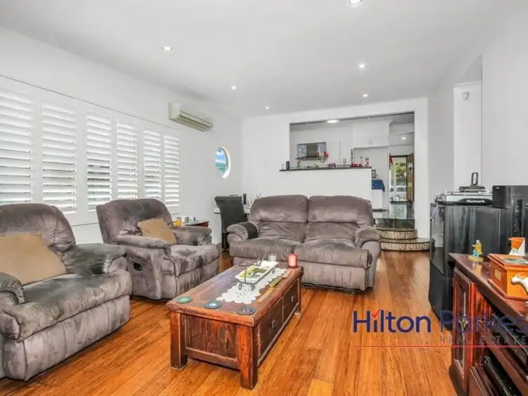 28 Marquesa Crescent, Lethbridge Park NSW 2770