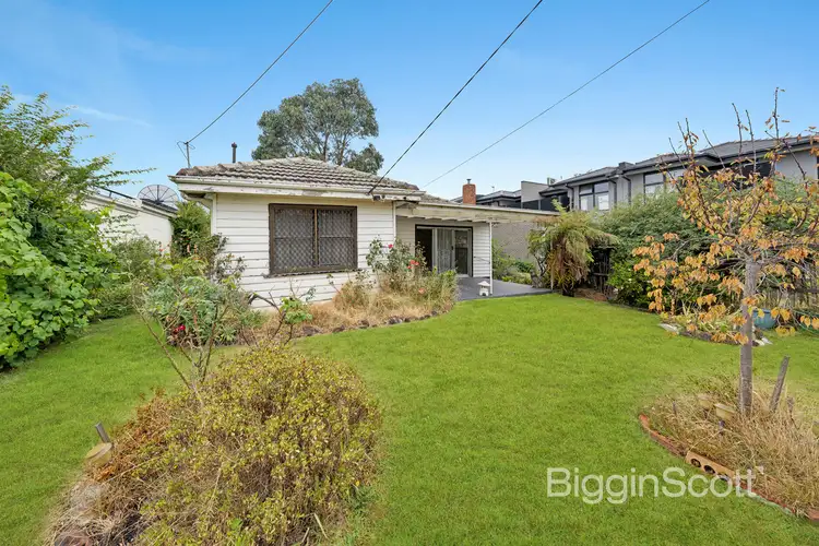 38 Ash Grove