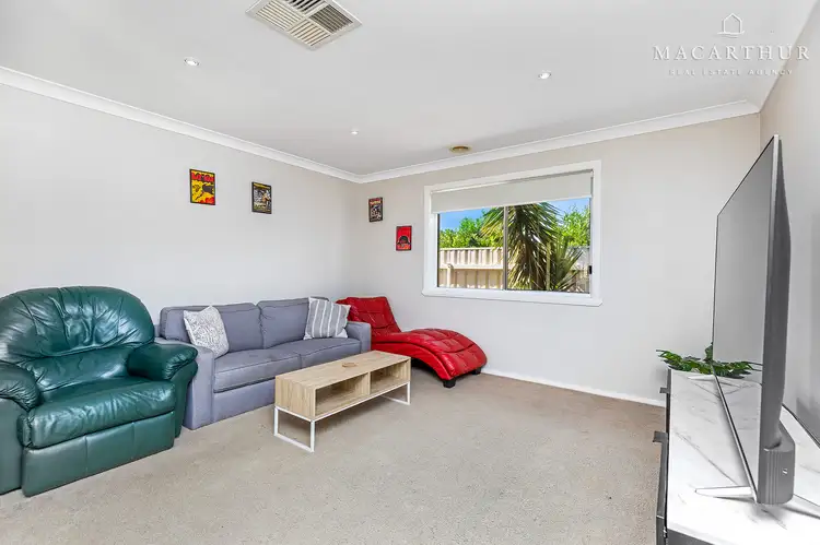Second view of Homely villa listing, 2/27 Day Street, Wagga Wagga NSW 2650