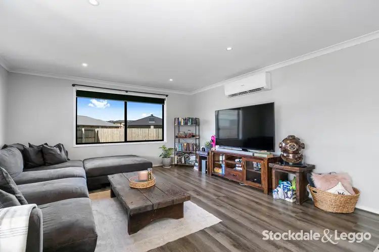Fifth view of Homely house listing, 33 Ridge Boulevard, Yinnar VIC 3869