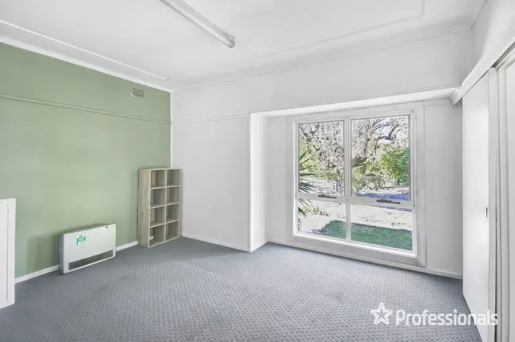Sixth view of Homely house listing, 19 Macquarie Street, Mount Austin NSW 2650