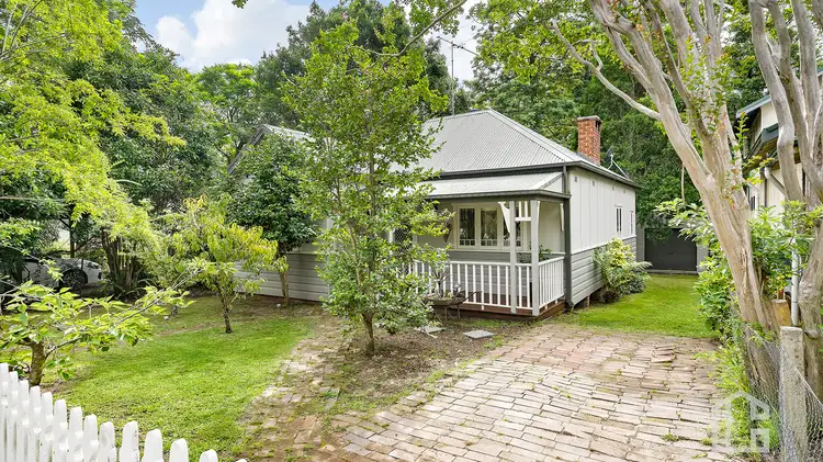 21 Moorecourt Avenue, Springwood NSW 2777