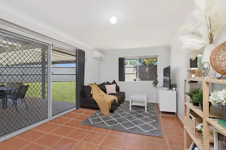 Fifth view of Homely house listing, 10 Paroo Place, Hillcrest QLD 4118