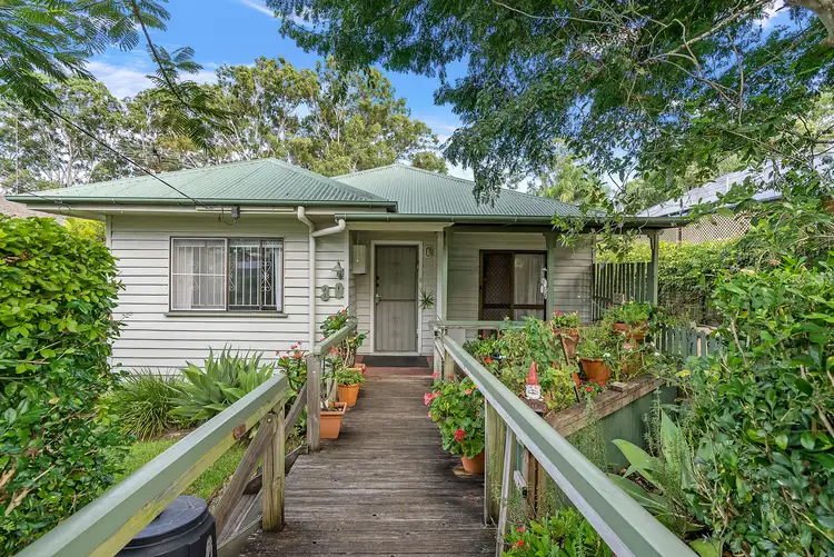 30 Canopus Street, Coorparoo QLD 4151