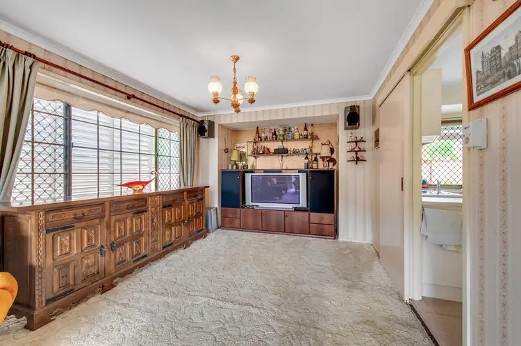 Fifth view of Homely house listing, 2 Lovell Court, Sinnamon Park QLD 4073