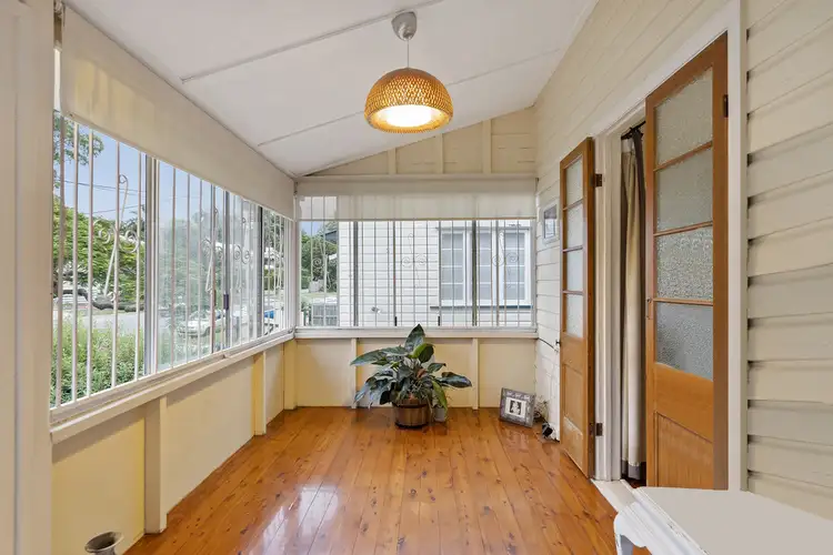 187 Rainbow Street, Sandgate QLD 4017