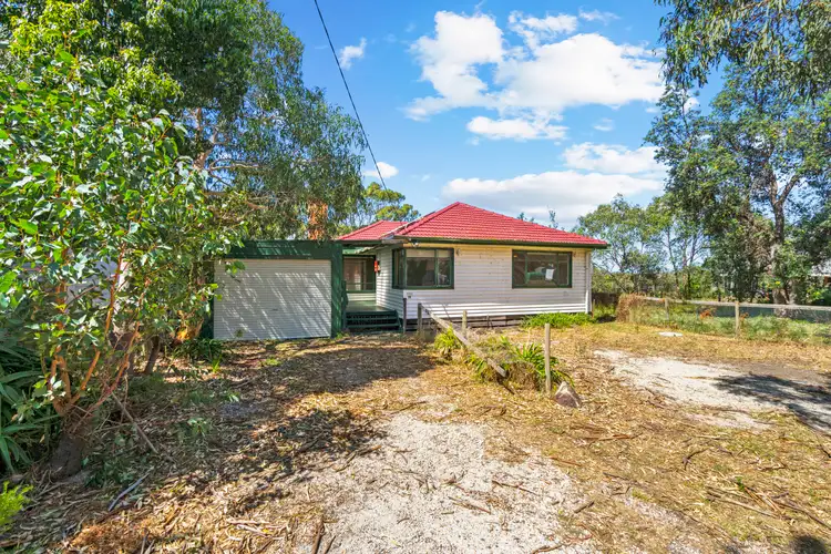 28 Davies Street, Loch Sport VIC 3851