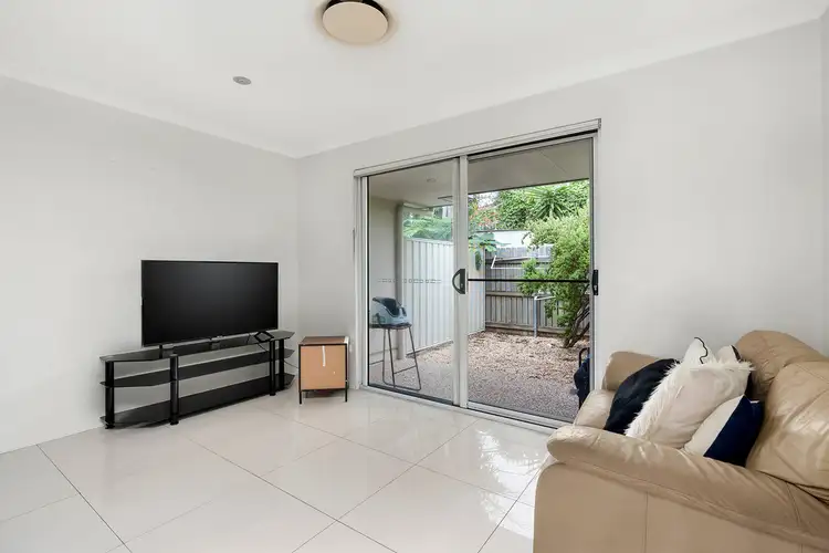 Sixth view of Homely unit listing, 15/53 Retro Street, Emerald QLD 4720