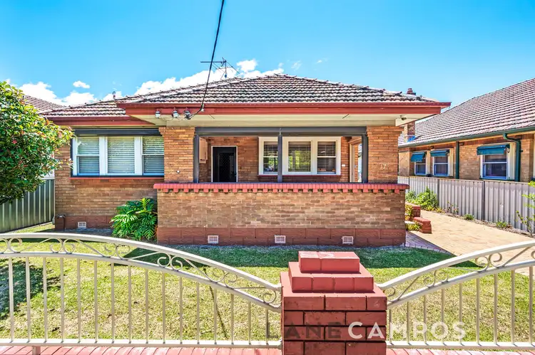 17 Station Street, Waratah NSW 2298