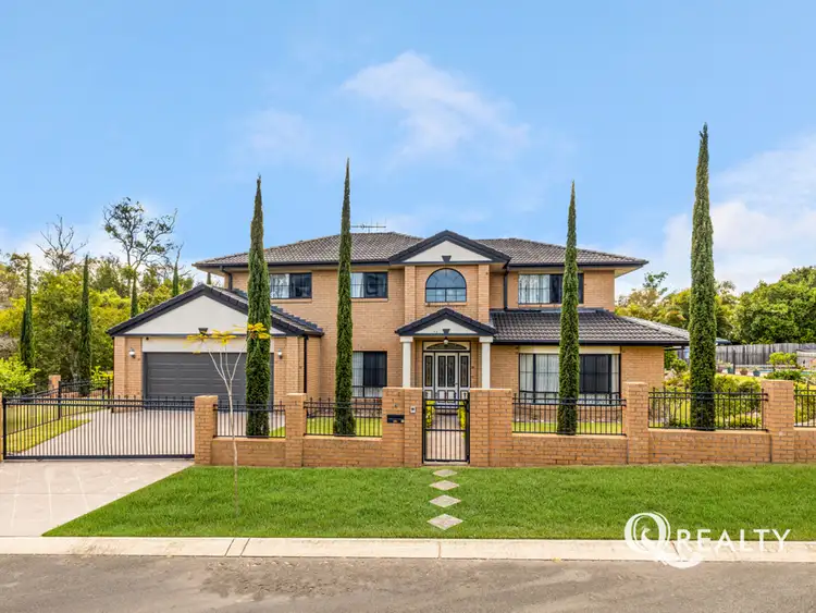 4 Ravensbourne Close, Parkinson QLD 4115