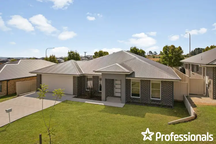 Main view of Homely house listing, 9 Newlands Crescent, Kelso NSW 2795