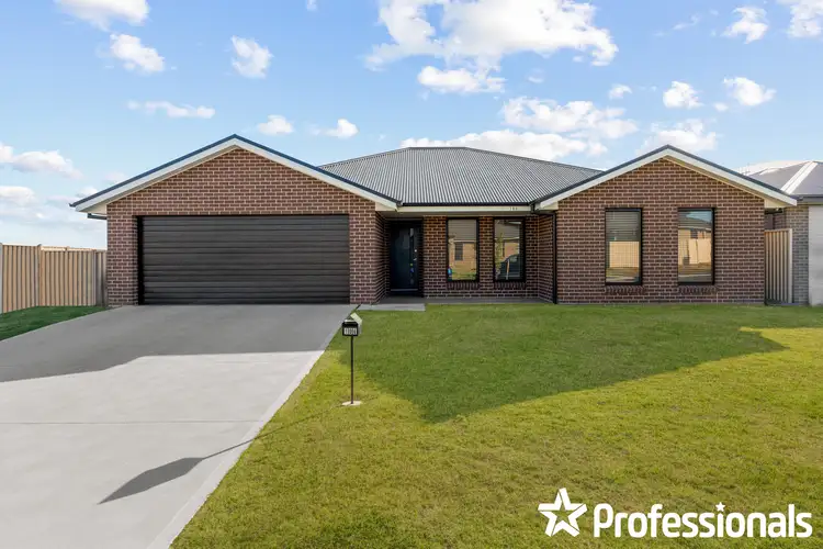 106 Hughes Street, Kelso NSW 2795