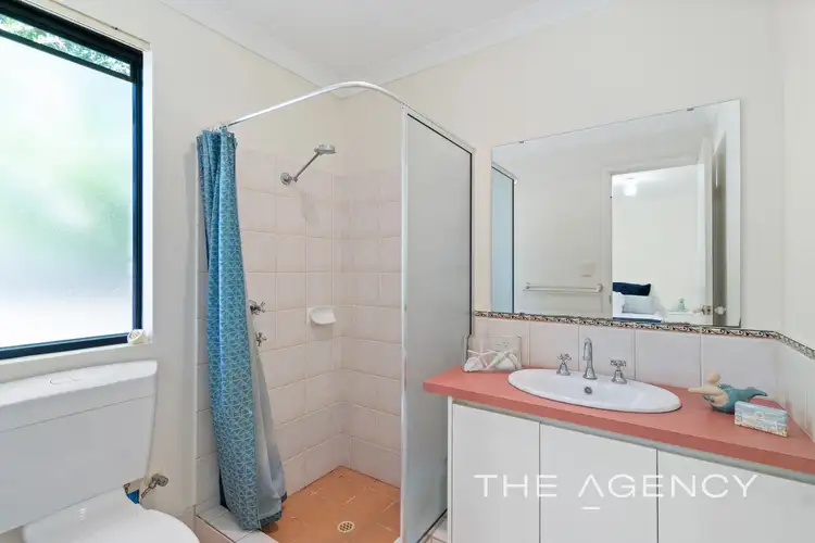 Sixth view of Homely house listing, 2/8 Crosshill Green, Kinross WA 6028