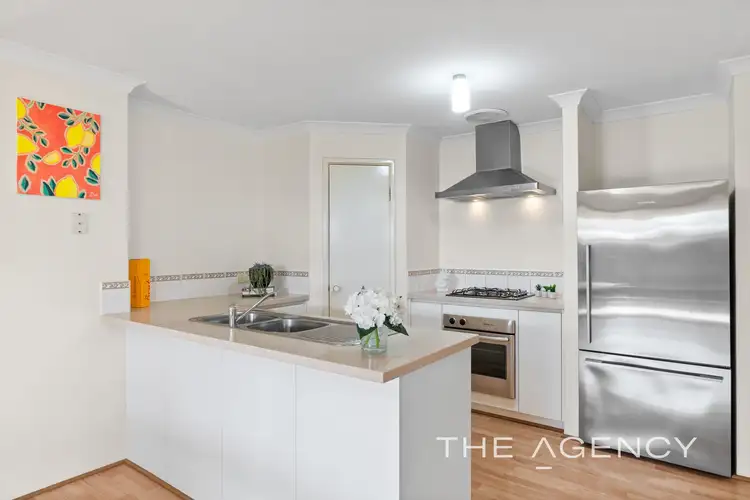 Seventh view of Homely house listing, 2/8 Crosshill Green, Kinross WA 6028