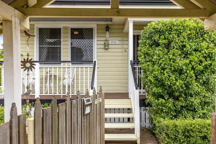 33 Lloyd Street, Harristown QLD 4350