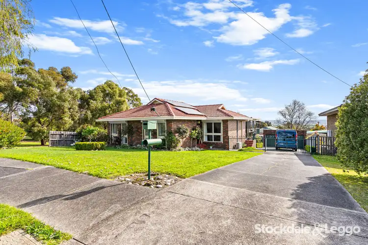 10 Rae Crescent, Churchill VIC 3842