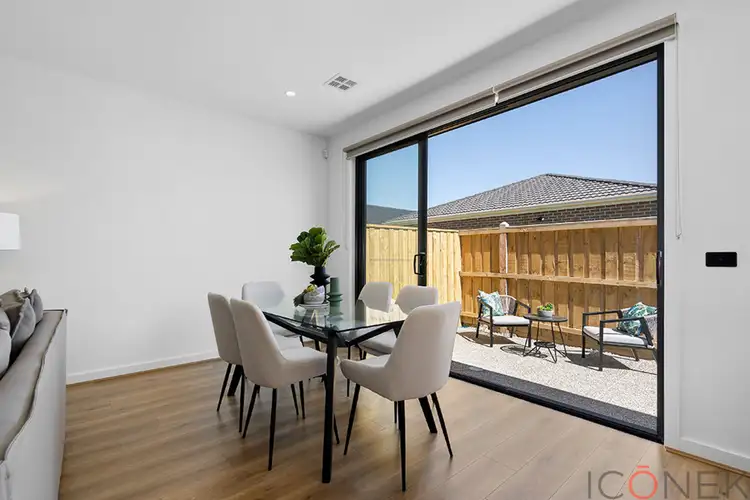 Fifth view of Homely house listing, 15 Syrah Parade, Wollert VIC 3750