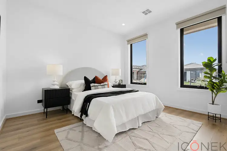 Sixth view of Homely house listing, 15 Syrah Parade, Wollert VIC 3750