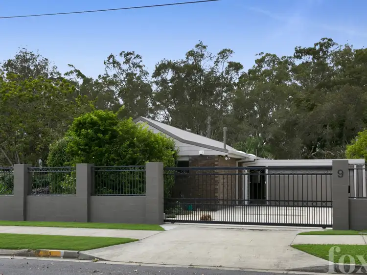 9 Hocking Street, Arundel QLD 4214