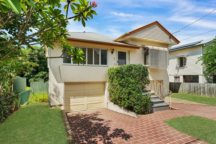 7 Thomas Street, Clayfield QLD 4011