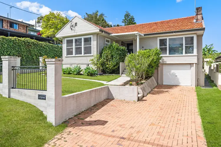 16 Wyoming Road, Wyoming NSW 2250