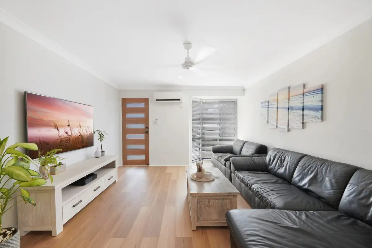 Main view of Homely semi-detached listing, 2/5 Riccarton Place, Labrador QLD 4215