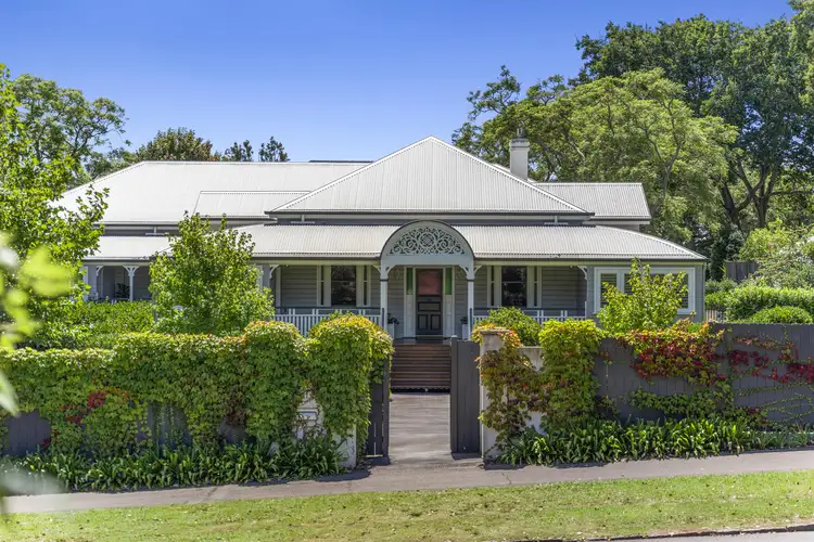 11 Campbell Street, East Toowoomba QLD 4350