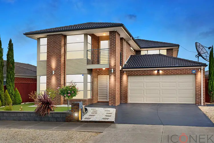 8 Playfields Place, Wollert VIC 3750