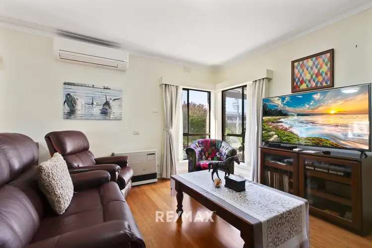 Fifth view of Homely unit listing, 1/9 Clarkes Road, Lakes Entrance VIC 3909