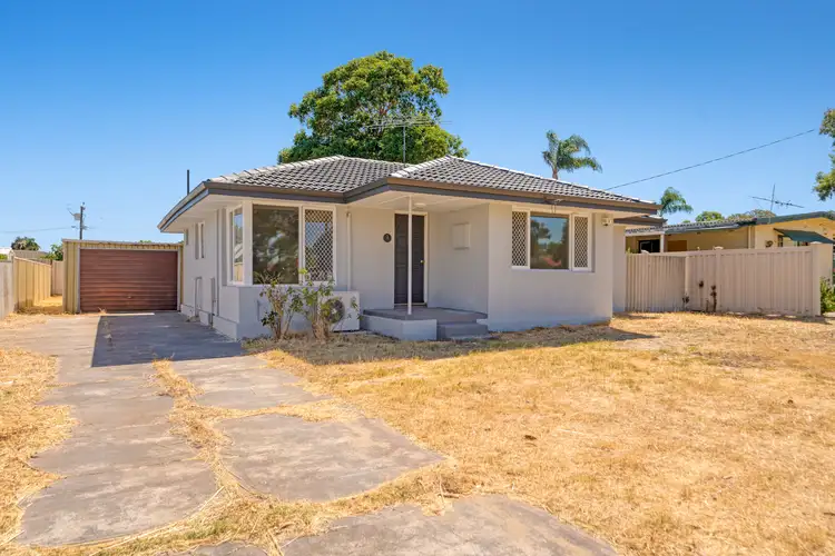 3 Leigh Place, Girrawheen WA 6064